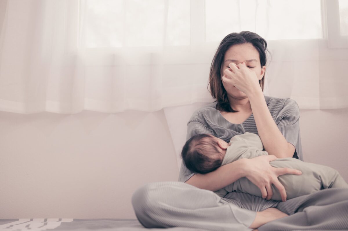 Qual-a-diferenca-entre-baby-blues-e-depressao-pos-parto-scaled-1-1200x798.jpg