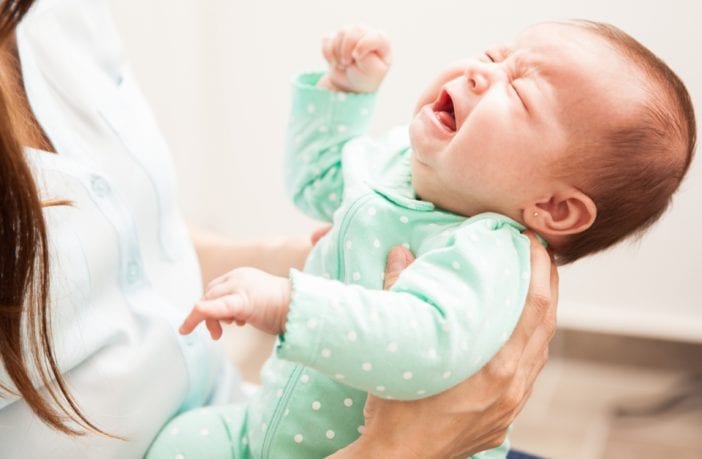 colica-infantil-702x459-1.jpg